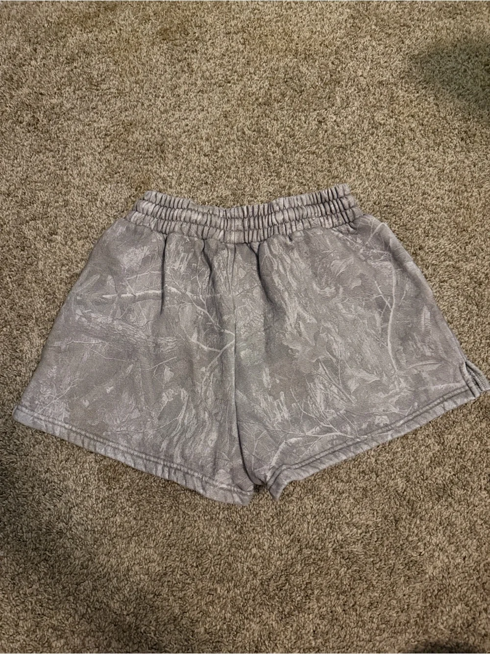 Comfrt Women’s woodland camo shorts